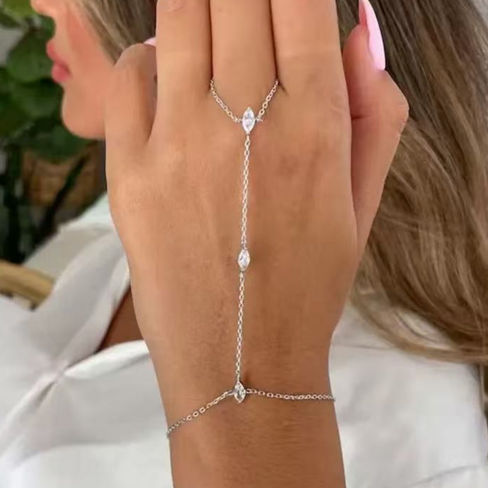 Cross-border hot-selling personalized zircon connected bracelet, European and American fashion metal chain rhinestone hand back chain bracelet