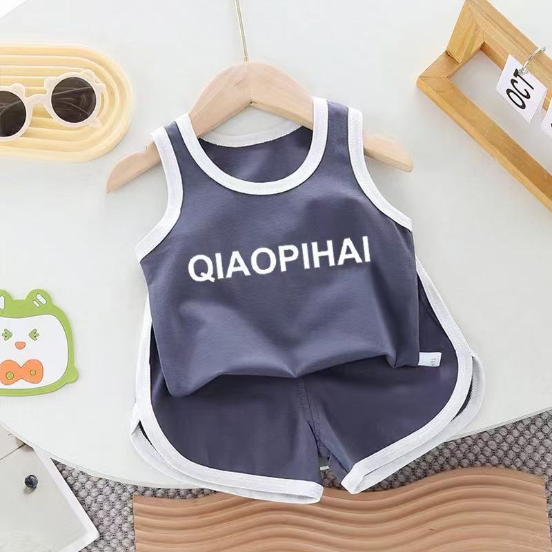 Children’s vest set for summer, lightweight version for boys and girls, short pants, suitable for small to medium-sized children, two-piece sports outfit.