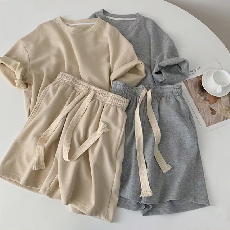 2  pieces women clothes Mini Round-Neck Short-Sleeve T-Shirt for Women with Pocket, Sports Shorts Two-Piece Set, Summer Loose-Fitting Elastic Casual Solid Color Outfit