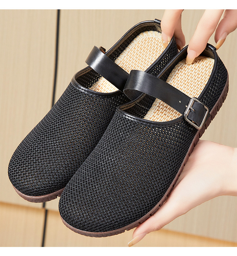 New women's cross-border versatile retro soft-soled sandals, INS-style outdoor slippers, casual mesh bread-toe semi-slides.