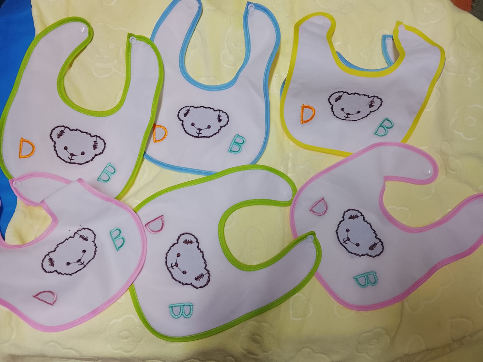 3 pcs bibs