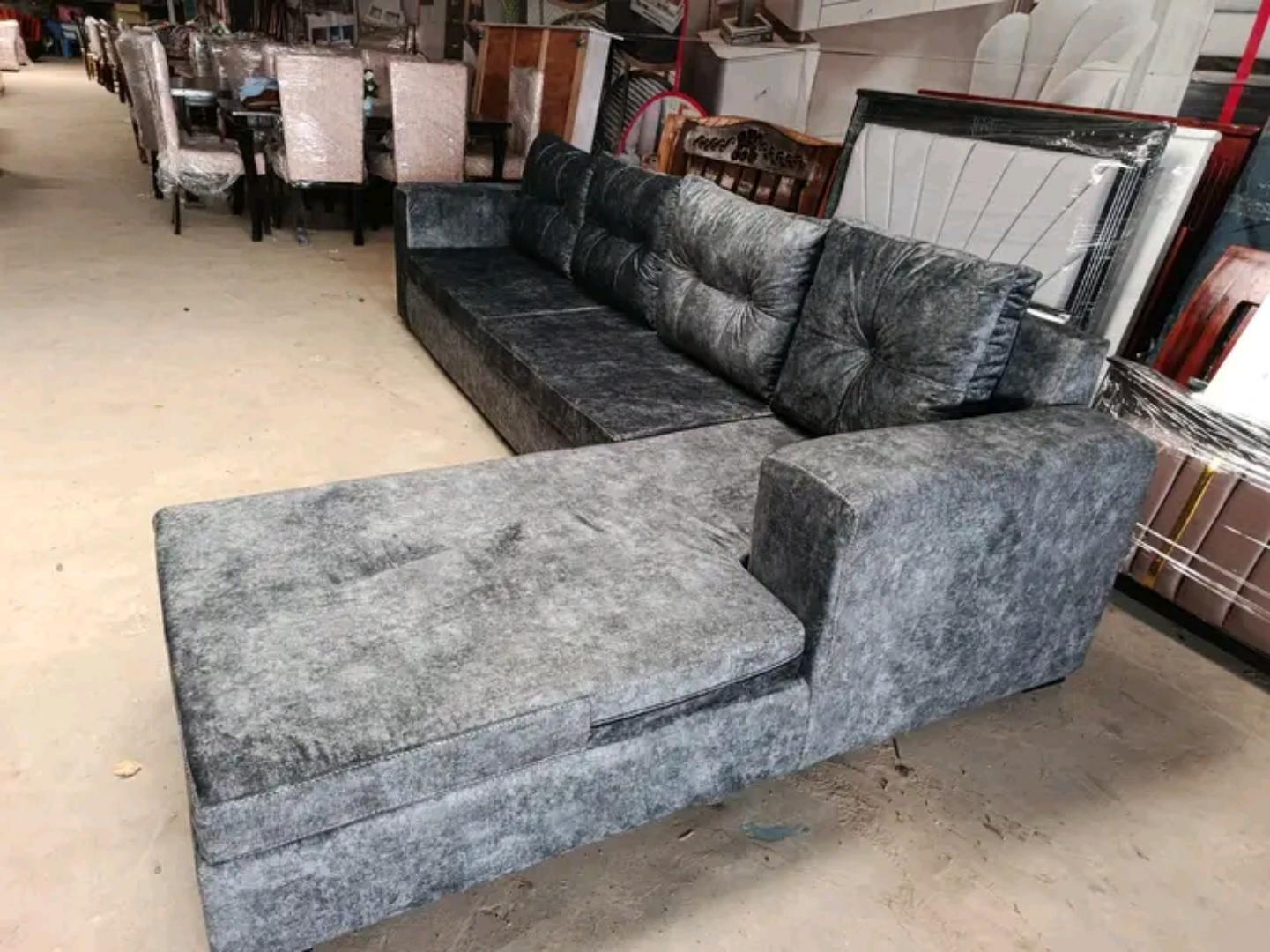 MODERN L SHAPED SOFA FOR 6
