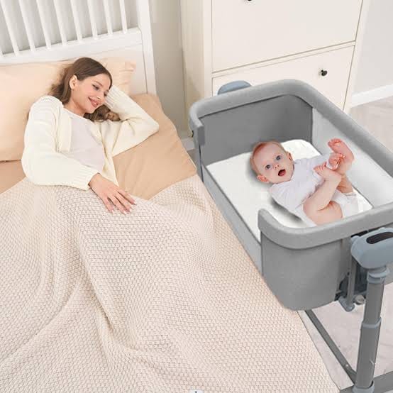 Electric Rocking Baby Bassinet 4 in 1 Bedside Sleeper with Wheels Automatic Rocking Remote Control 10 Lullabies Newborn Crib Comfortable