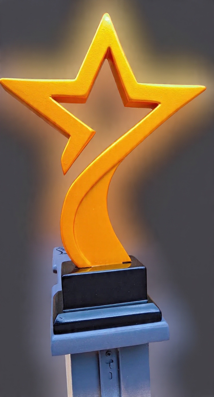 Golden Winner’s Award Trophy