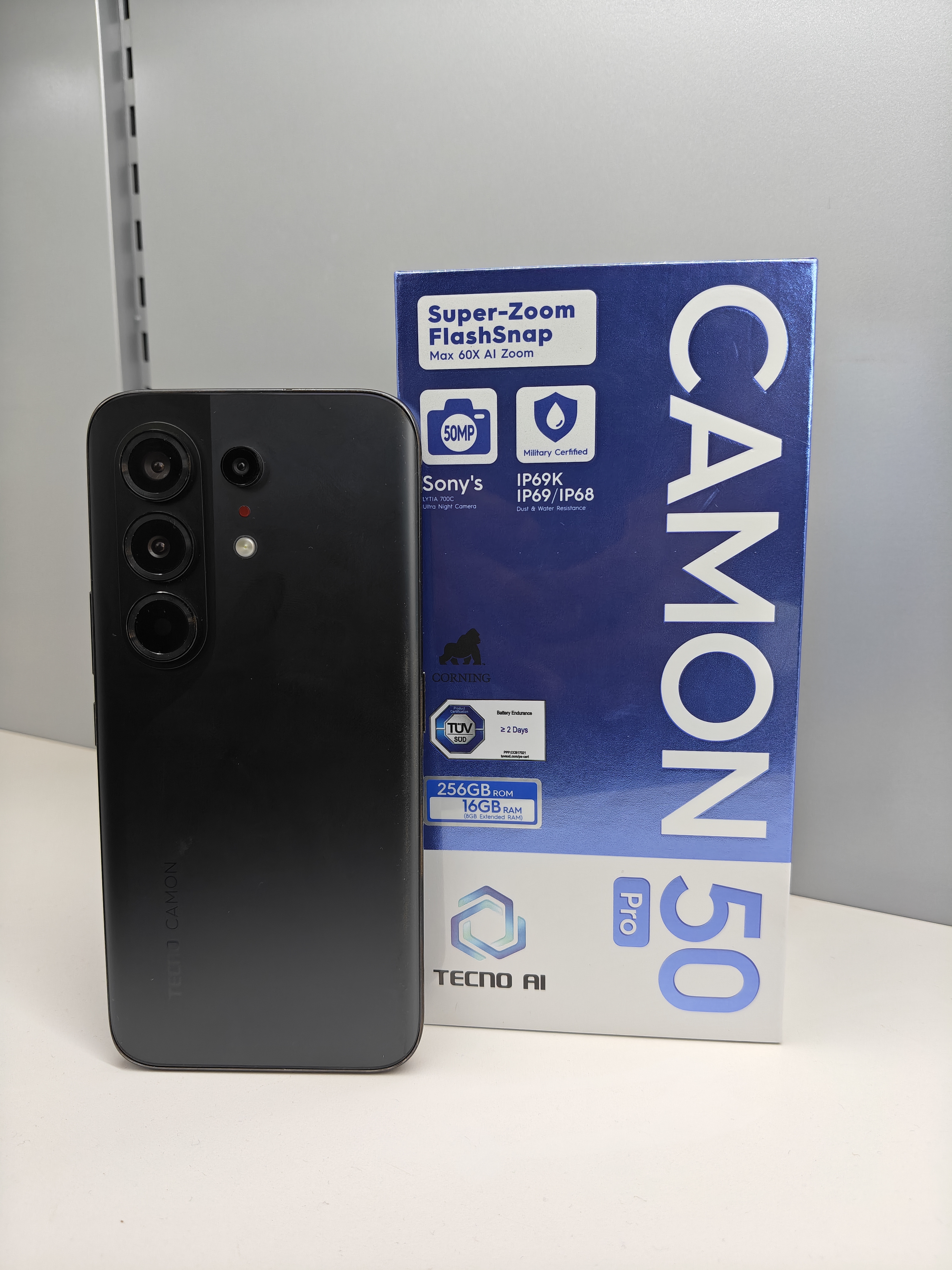 NEW ARRIVAL Tecno CAMON 50 PRO 256GB ROM +16GB(8+8GB )RAM, 6.78" AMOLED CURVED SCREEN 5200mAh BATTERY 50MP MAIN CAMERA 32MP SELFIE ANDROID 16 SMARTPHONE