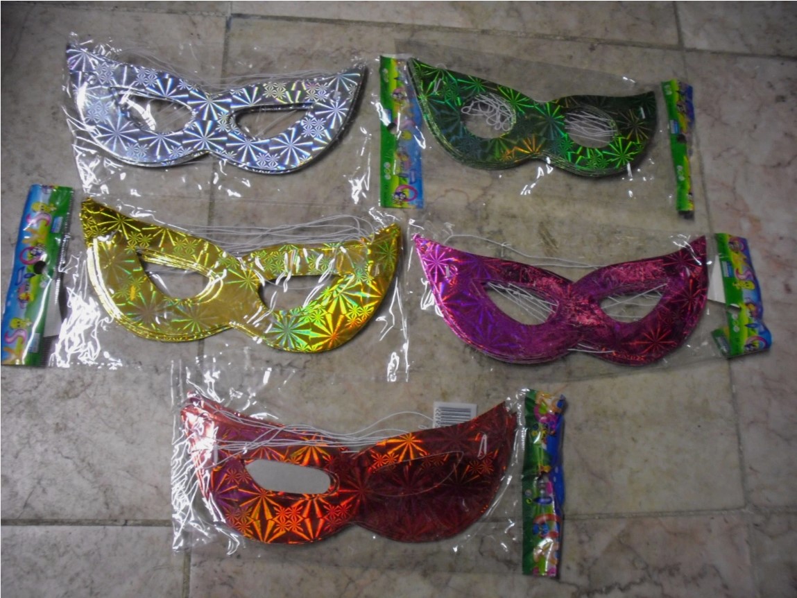 Masquerade Eye Mask Party Mask Holographic Costume Accessory Shiny Iridescent Venetian Style Half Face Mask for Celebrations Halloween Masquerade Ball Costume Party Events