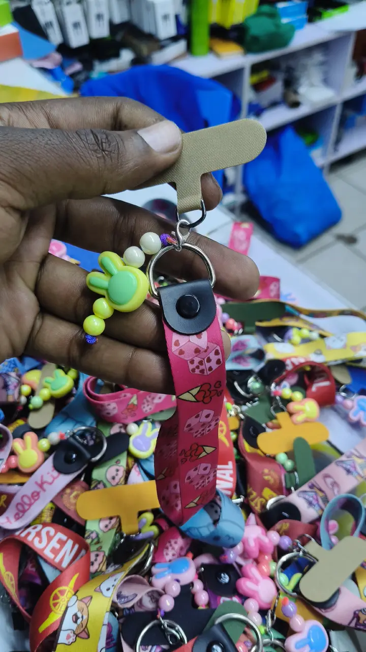 Silicone Rubber Cartoon Cat Phone Charm / Keyholder Wrist Lanyard Phone Charm Keychain Wrist Strap Cute Flexible Key Holder Accessories New Arrival Phone Charm