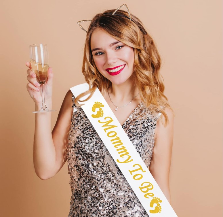 Mom To Be Sash Cotton Baby Shower Sash White Black & Gold Pregnancy Celebration Party Sash for Baby Shower Decoration Adjustable Maternity Event Accessory for Expectant Mother Photoshoot