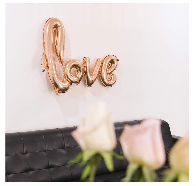 Love Foil Balloon Romantic Cursive Letter Balloon for Weddings Anniversaries Valentine's Day Engagement Parties Reusable Metallic Decoration