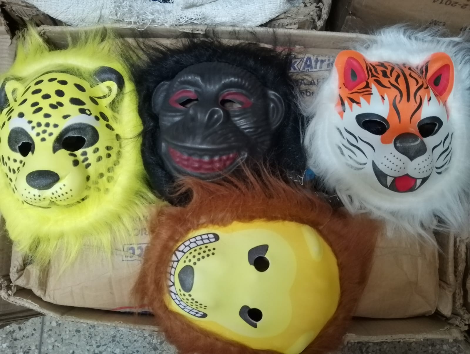 Kids Plastic Costume Masks Assorted Superhero Horror and DIY Paintable Face Masks for Halloween Cosplay Birthday Parties and Fancy Dress Events