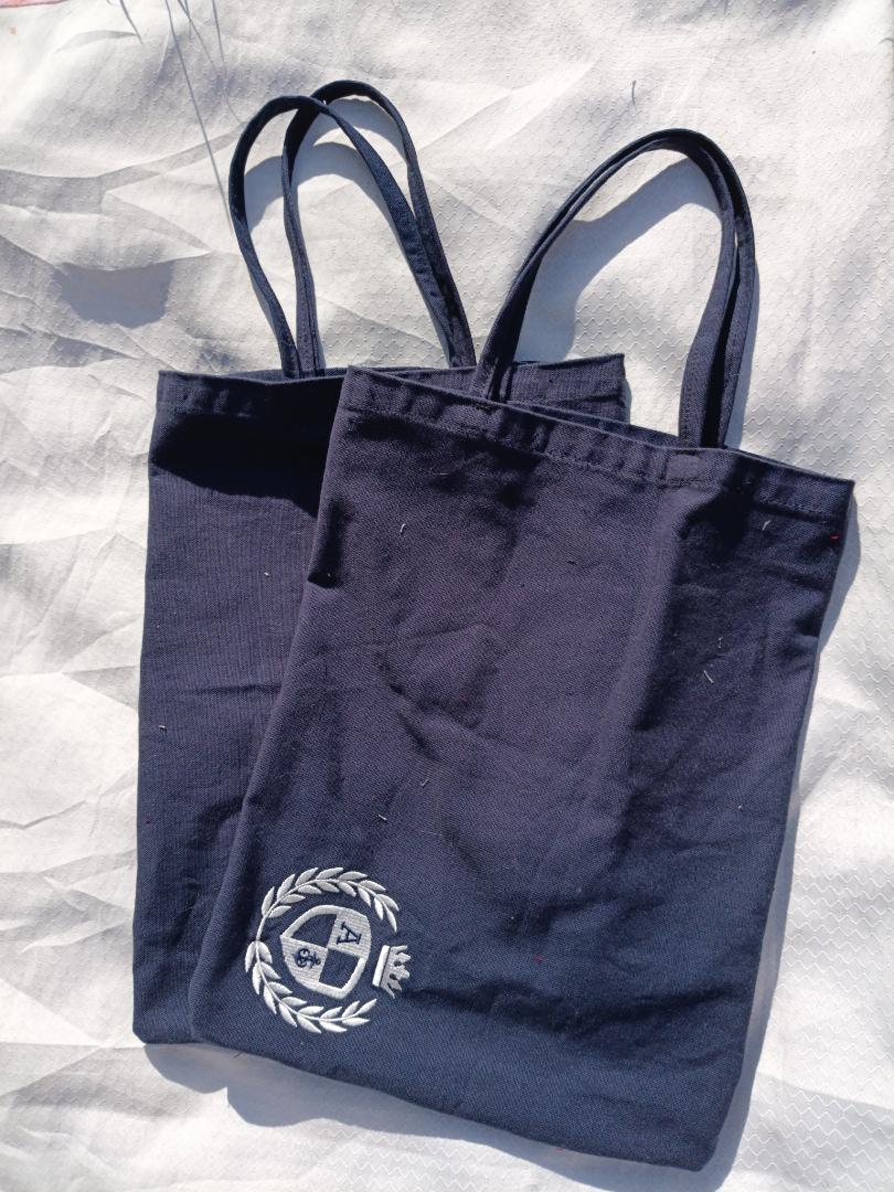 UPCYCLED TOTEBAGS (TAILORED)