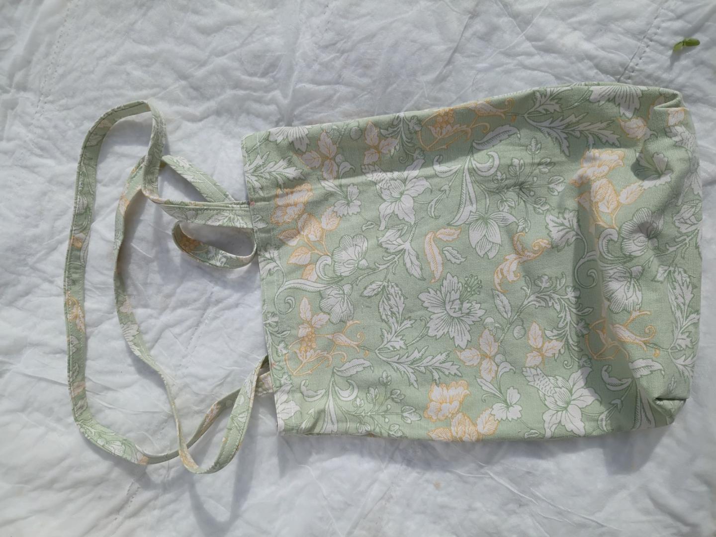 UPCYCLED TOTEBAGS (TAILORED)