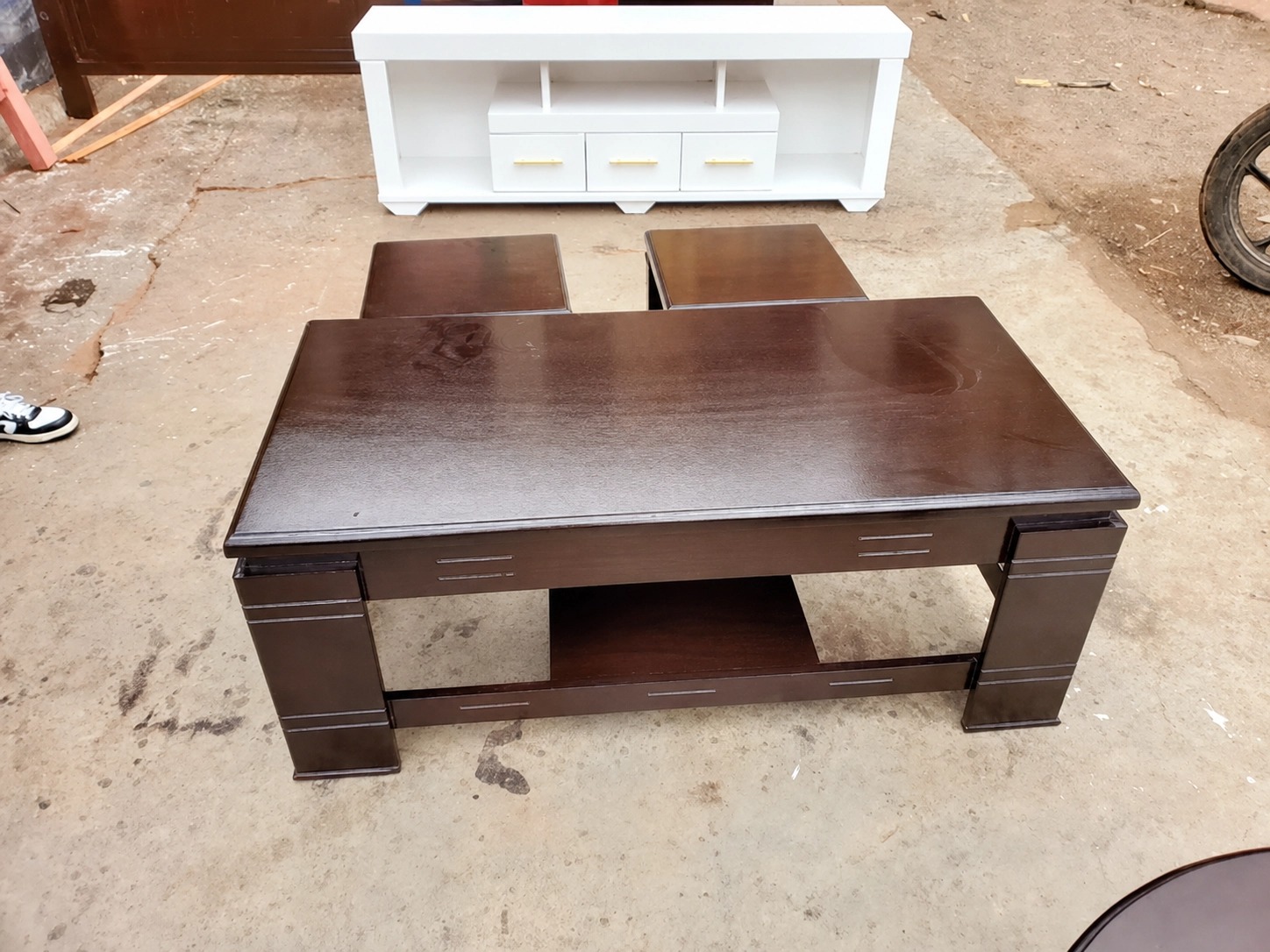 Modern Dark Mahogany PAINT Coffee Table with Ribbed Side Accents