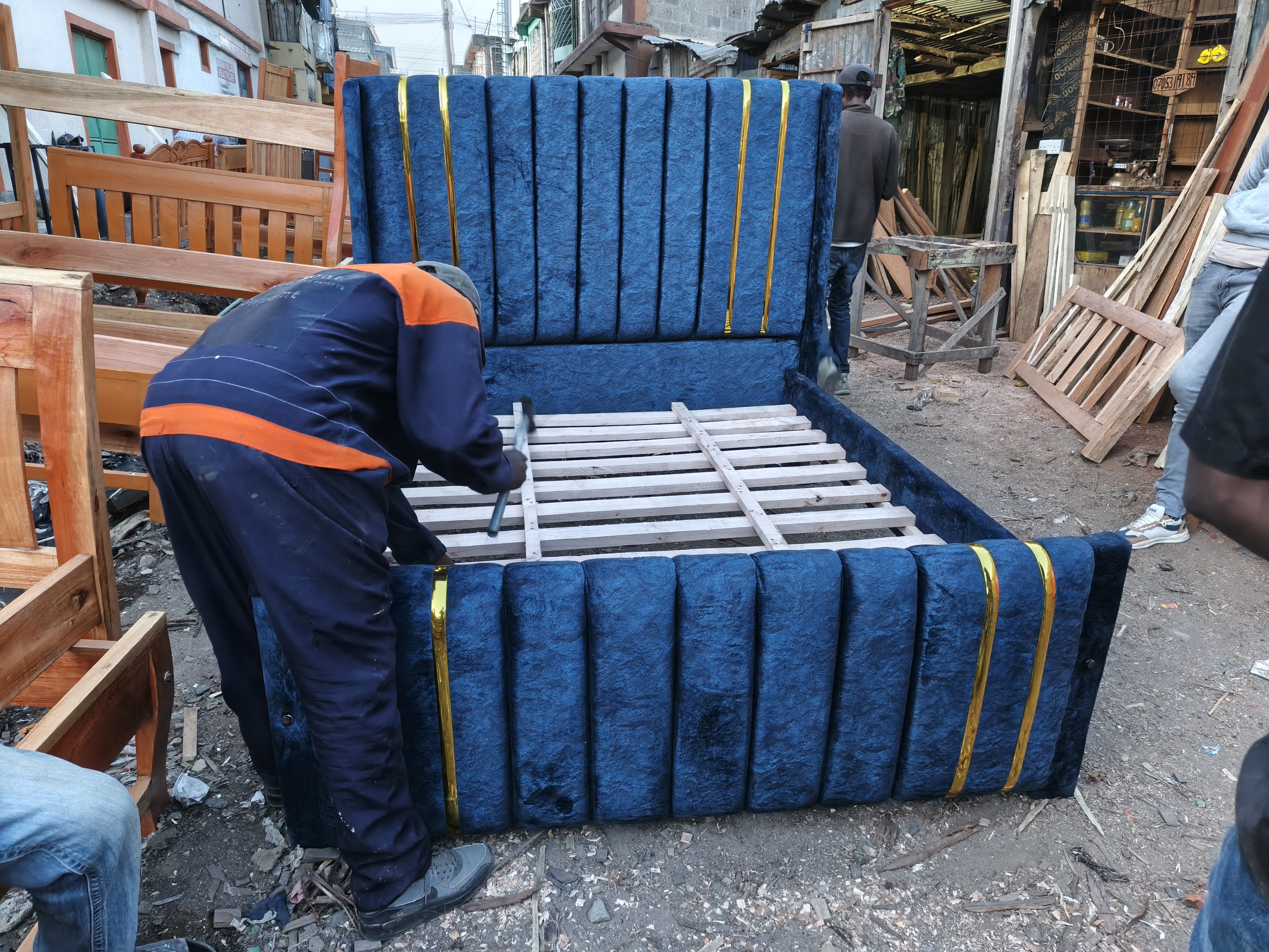 (offer) chester bed