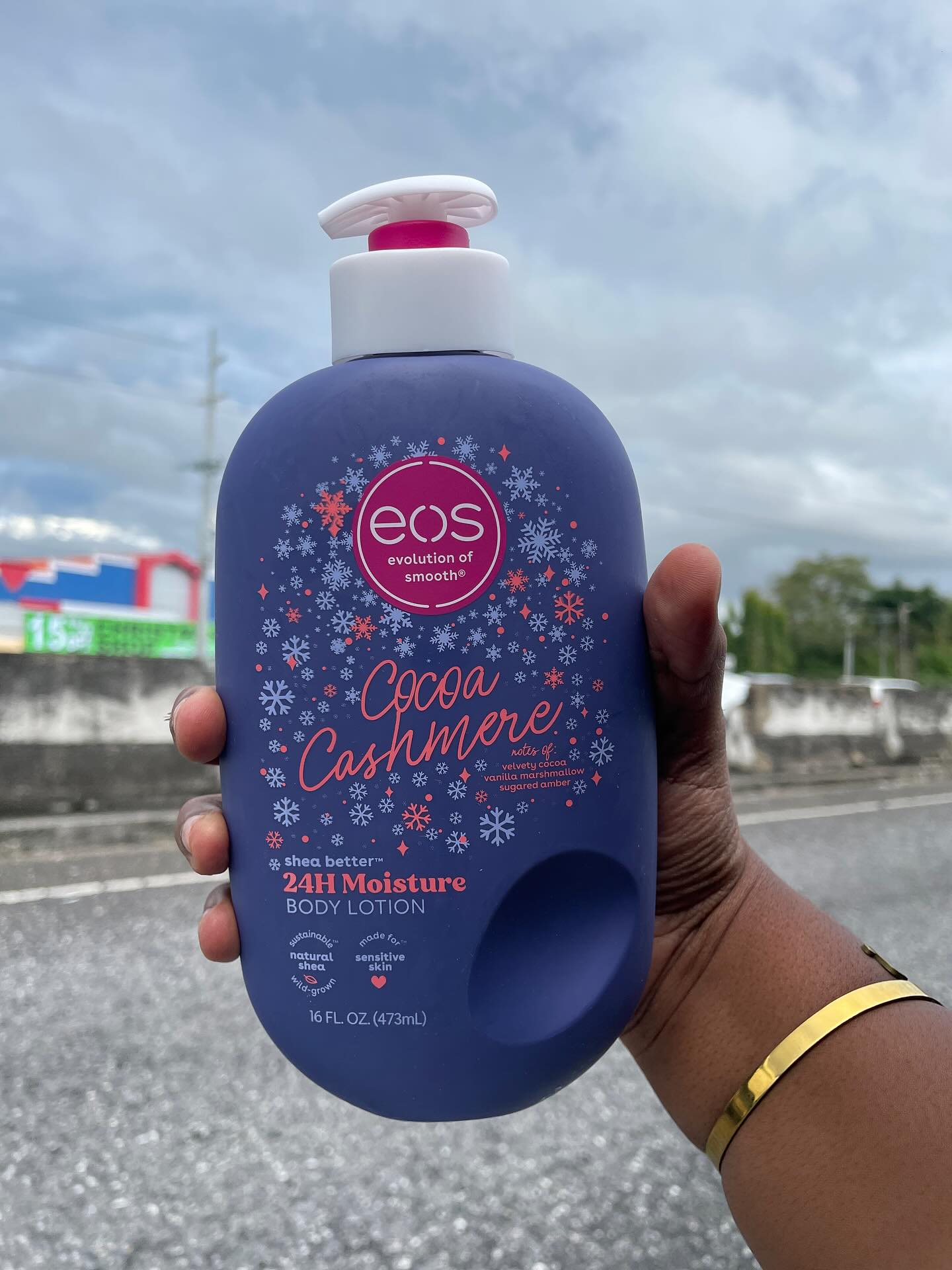 2 Packs Eos Cocoa Caramel Body Lotion Plus Eos Raspberry Soap 2 Pack Moisturizing Brightening Deep Cleansing Skincare Set for Soft Smooth Face Body Care Women Men