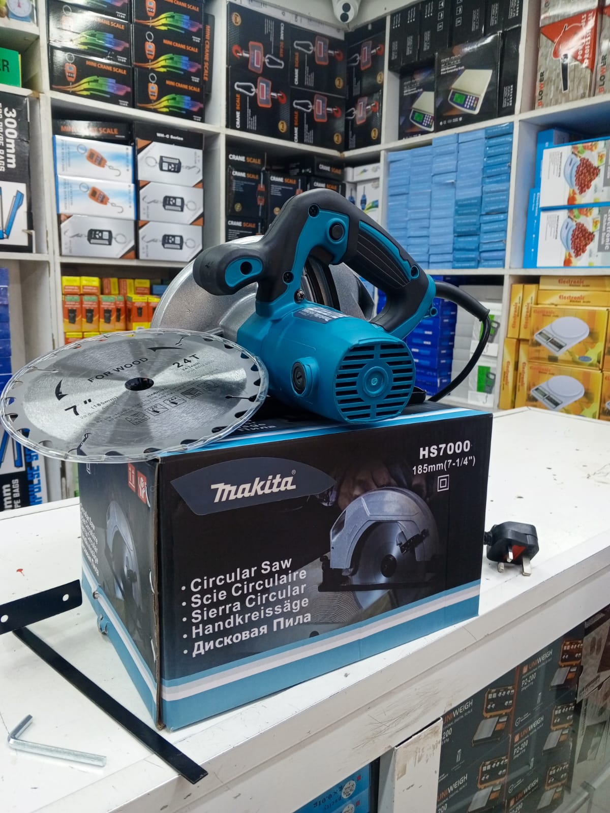 Makita Circular saw 1400Watts 7inches