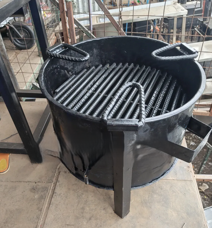 Heavy-duty steel charcoal jikos designed for strong heat retention, durability, and efficient cooking, ideal for home, hotel, and outdoor commercial use.