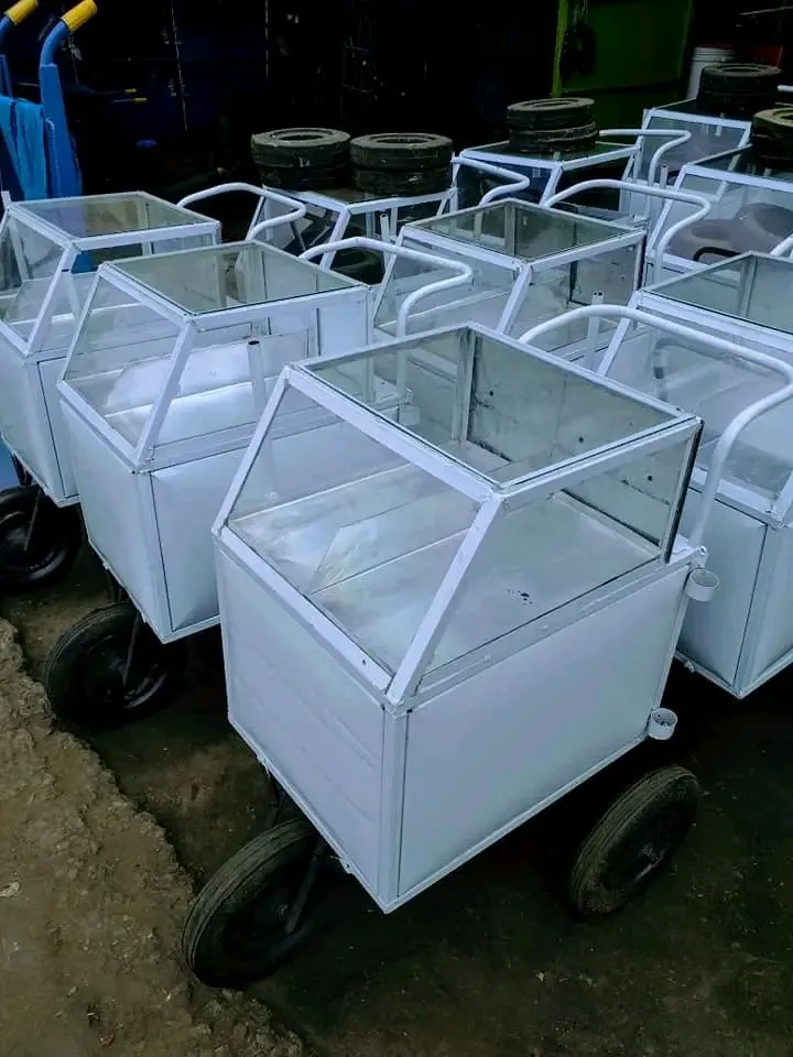 Juakali made Smokies, Cassava, Sausage, and Eggs Trolley size 14