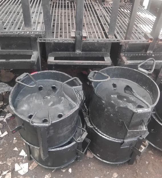 Heavy-duty steel charcoal jikos designed for strong heat retention, durability, and efficient cooking, ideal for home, hotel, and outdoor commercial use.