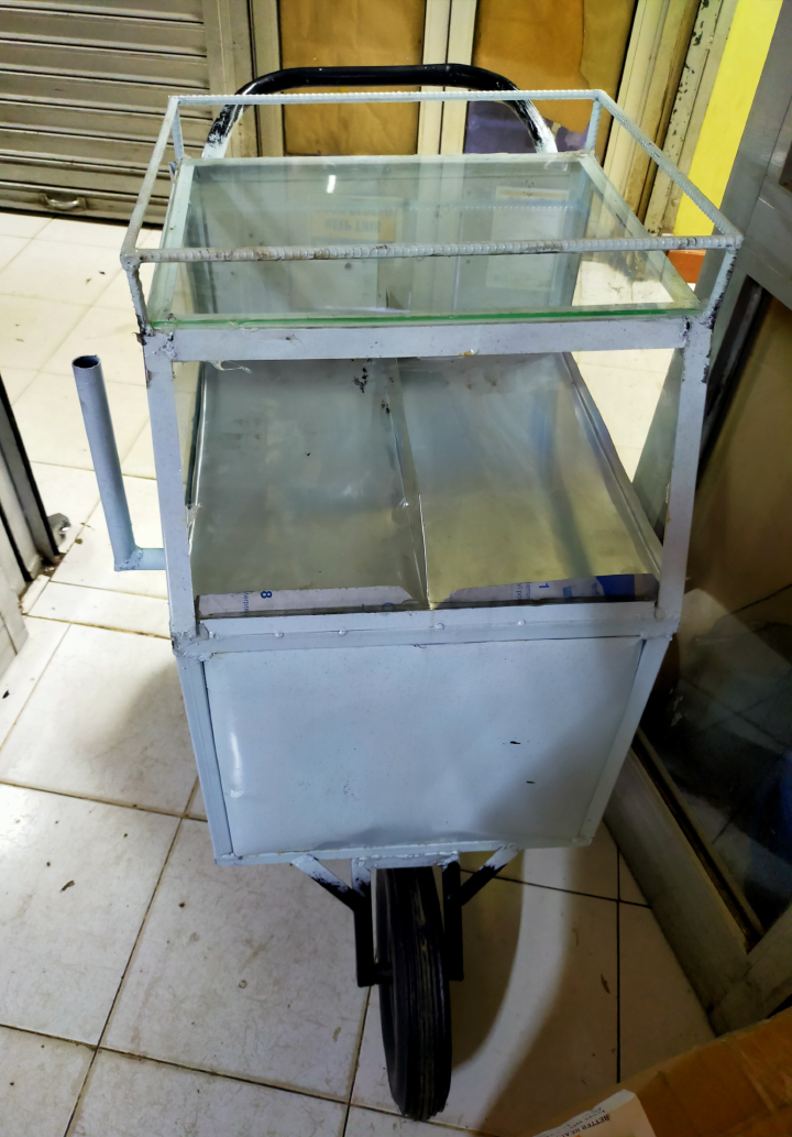 Juakali made medium size (2 partition) Eggs/Smokie Trolley size 16