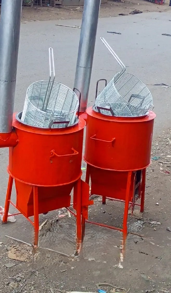 Heavy-Duty Commercial Chips Frying Jiko Using Firewood or Charcoal