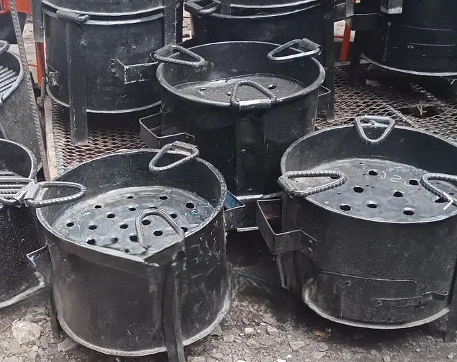 Heavy-duty steel charcoal jikos designed for strong heat retention, durability, and efficient cooking, ideal for home, hotel, and outdoor commercial use.