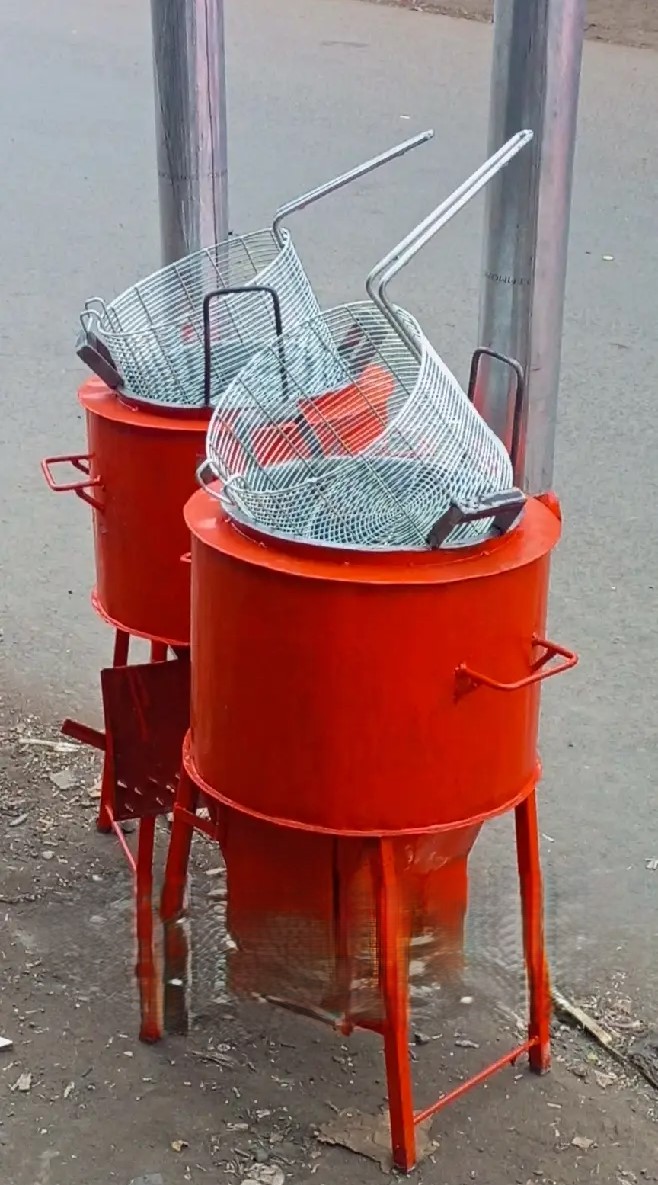 Heavy-Duty Commercial Chips Frying Jiko Using Firewood or Charcoal