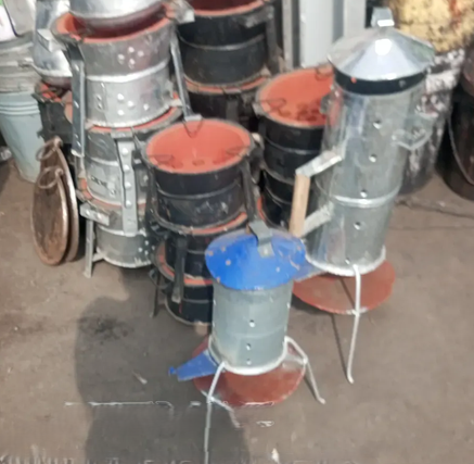 Economical and Energy-Efficient Chicken Brooder for Healthy Chick Rearing