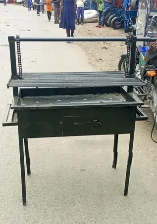Metallic Charcoal Barbecue Grill for Hotels and Street Vendors (Large) size 34