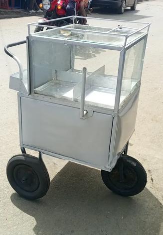 Juakali made Smokie, Cassava, Sausage, Samosa, and Egg Street Food Vending Trolley for Fast, Convenient, and Professional Outdoor Food Business Operations.🔥🔥🔥🔥🔥🔥
