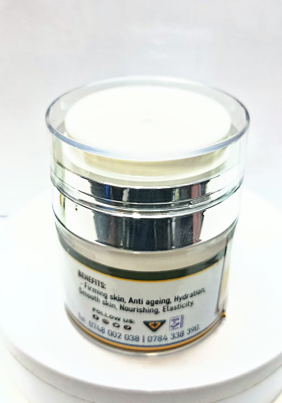 Collagen Professional Firming Cream-A powerful anti-aging skin firming cream formulated with collagen and skin-replenishing ingredients to help restore firmness, improve elasticity.