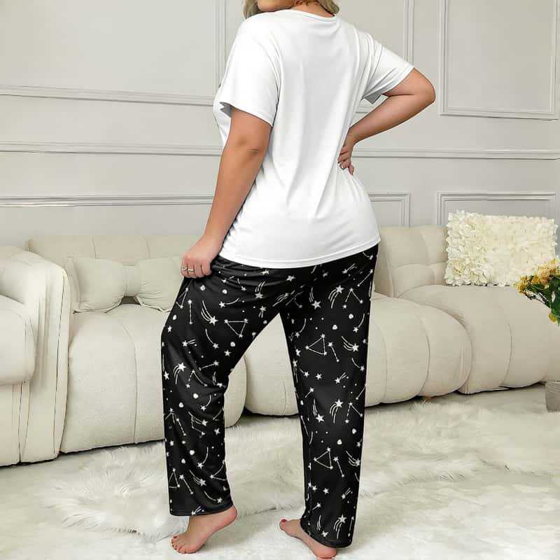 Casual Plus Size Women Pajamas Set, Star Heart Print Crew Neck Short Sleeve & Long Pants Loungewear