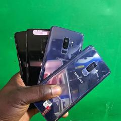 Deal 🔥🔥Samsung Galaxy S9 64GB Single EX UK compact flagship smartphone released in March 2018, featuring a 5.8-inch curved Super AMOLED display, an IP68 water- and dust-resistant design, and stereo