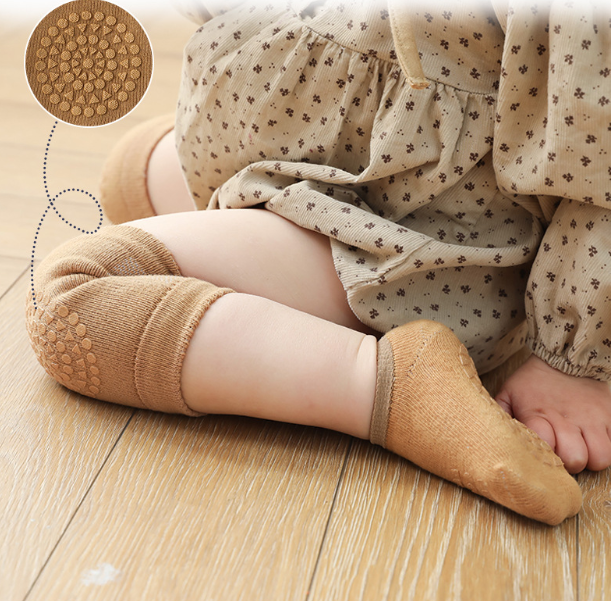 4pcs Non-Slip Baby Knee Pads & Socks Set – 2 Knee Protectors + 2 Anti-Slip Socks, Soft Cushioned for Crawling & Walking, Breathable & Comfy for 0-1 Year, Ideal for Home, Carpet & Outdoor Play