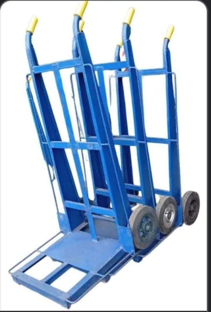 🛒 Strong, durable, and built to last! Our Jua Kali trolley is perfect for transporting goods with ease. Heavy-duty metal construction, smooth movement, and reliable performance for home, shop, or bus