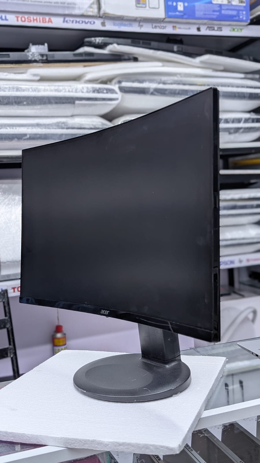 ACER 27" Curved  SCREEN MONITOR  2560×1440 QHD with Speakers