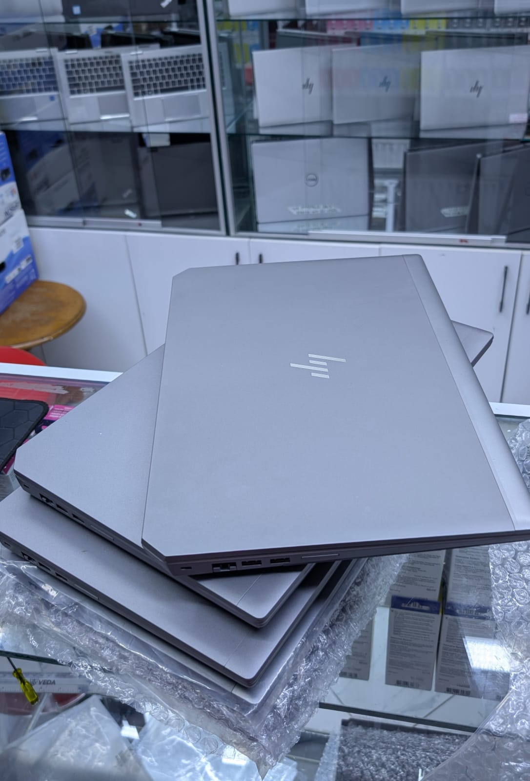 HP ZBOOK 15 G6 INTEL CORE I9 - 9th Gen 16GB RAM 512GB SSD WITH 6GB NVIDIA RTX 3000 GRAPHICS WORKSTATION