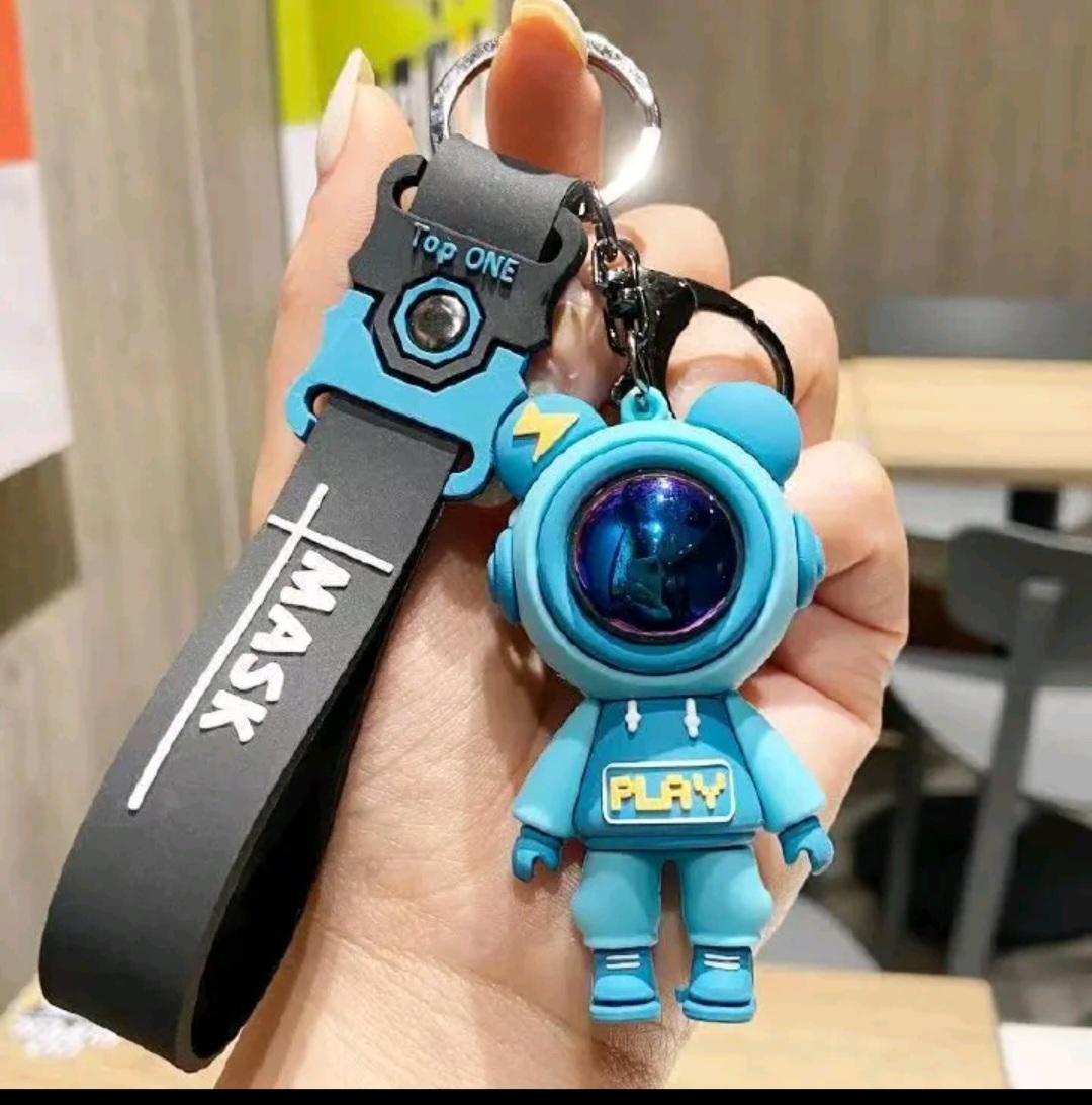 Cartoon Cool sapce man KeyChain bag charm Lobster Claw Clasps easy hang on bags Creative Universe Astronaut Pilot Bear Car Keychain Key-ring Student School Bag Pendant Small Gift keyrings key chains