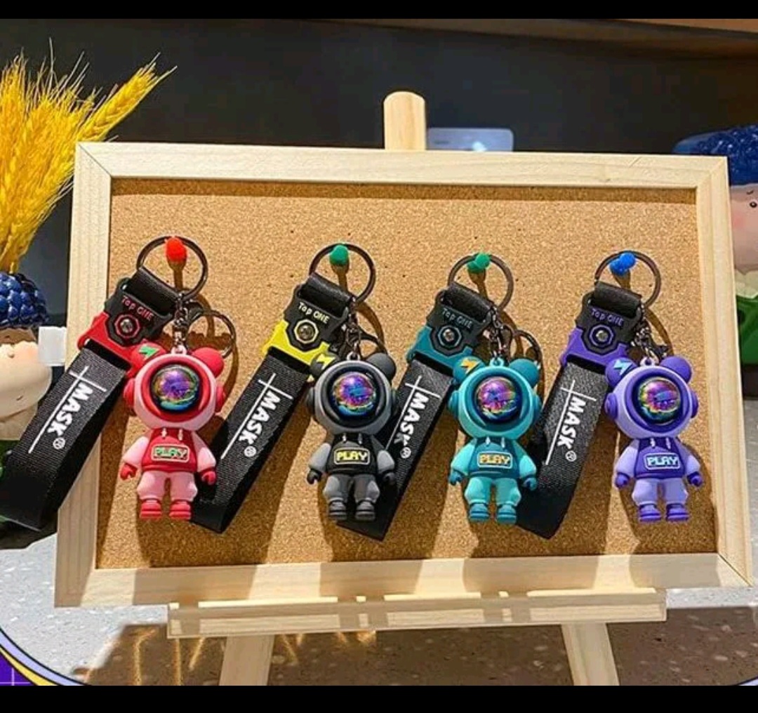 Cartoon Cool sapce man KeyChain bag charm Lobster Claw Clasps easy hang on bags Creative Universe Astronaut Pilot Bear Car Keychain Key-ring Student School Bag Pendant Small Gift keyrings key chains