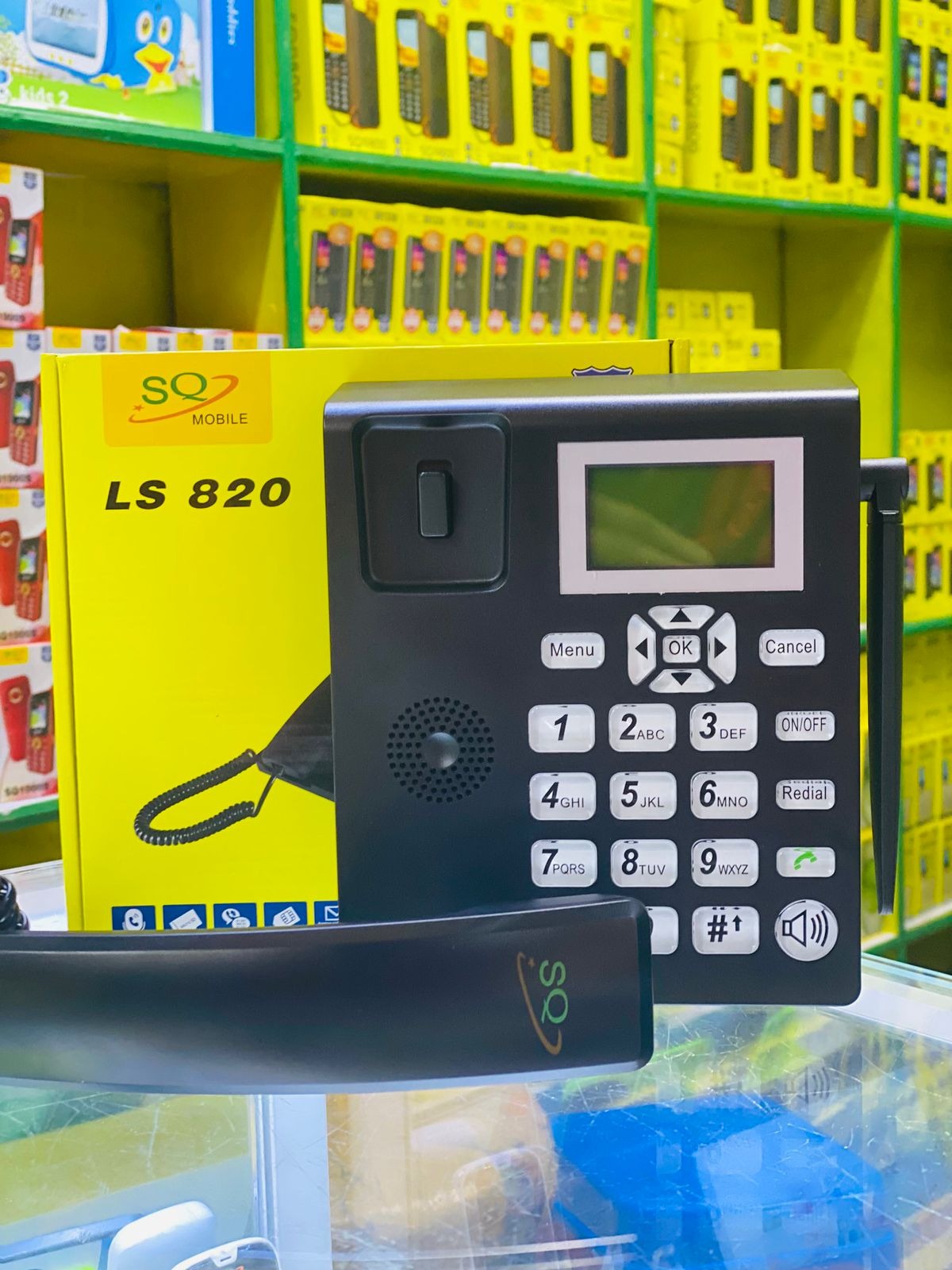 LIMITED OFFER!! SQ LS820 Desktop Wireless Phone:GSM Voice Call Function | Dual SIM | 6-Speed Dial Keys | SMS Support | FM Radio | MP3/MP4 Support | 200 Phone Entries | 3-Way Calling | Landline Phones