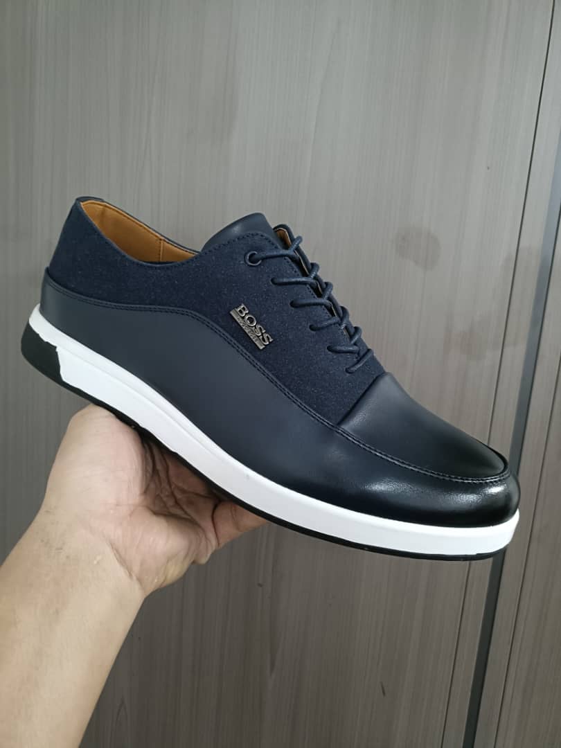 Men’s Premium Formal Oxford Leather Shoes Classic Black Business Dress Footwear for Office Interviews Weddings Corporate Events Durable Comfortable Elegant Slip-On Lace-Up Design Style Finish