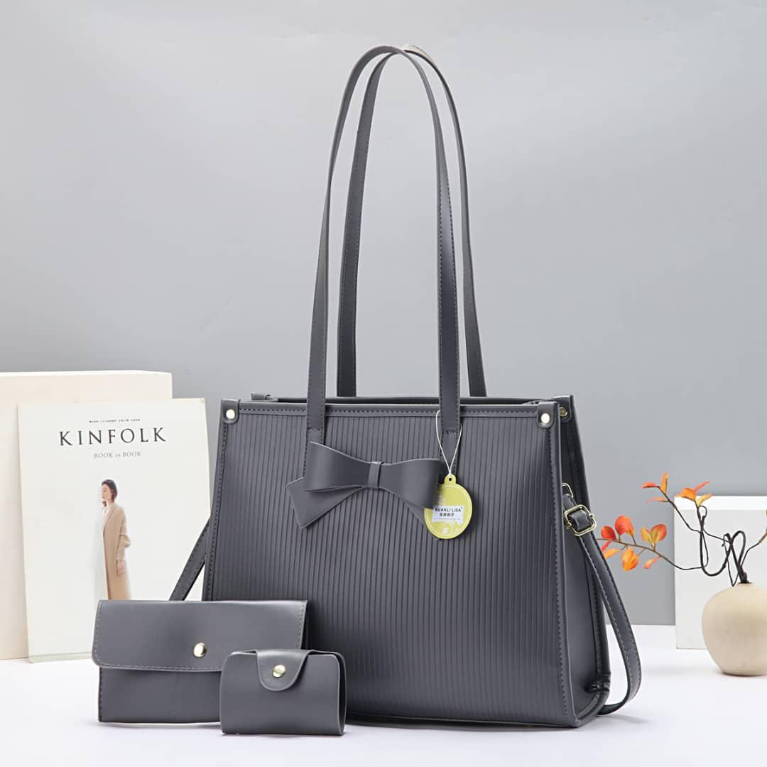 Women’s 3 in 1 Large Capacity Handbag Convertible Tote and Shoulder Bag Stylish Multi Functional Designer Purse for Work Travel Shopping Daily Use Fashion Bag