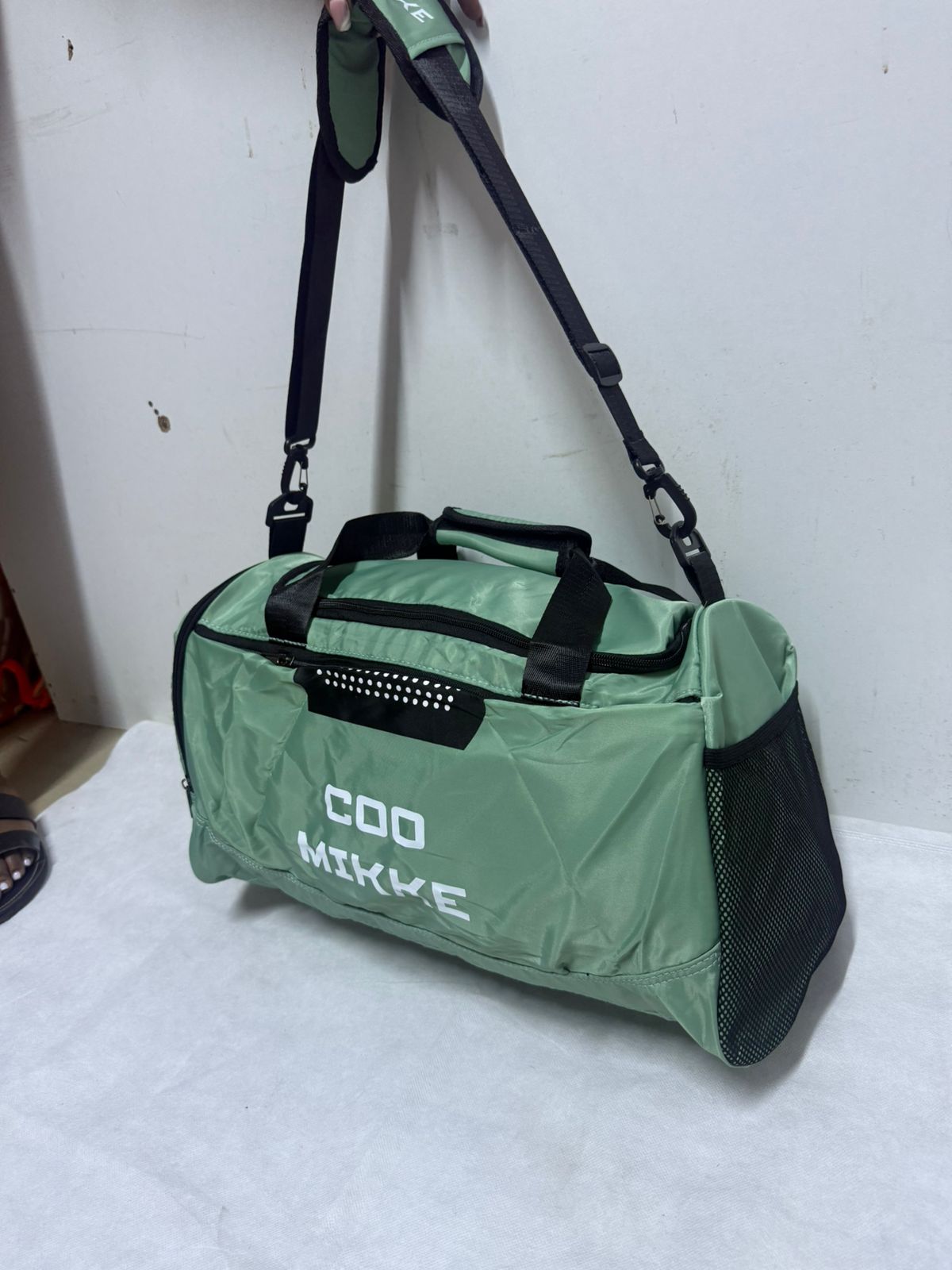 travel Duffle Bag Spacious Lightweight Carry Bag with Durable Material, Comfortable Straps, Secure Zipper, Multipurpose Gym Weekend Luggage for Men and Women