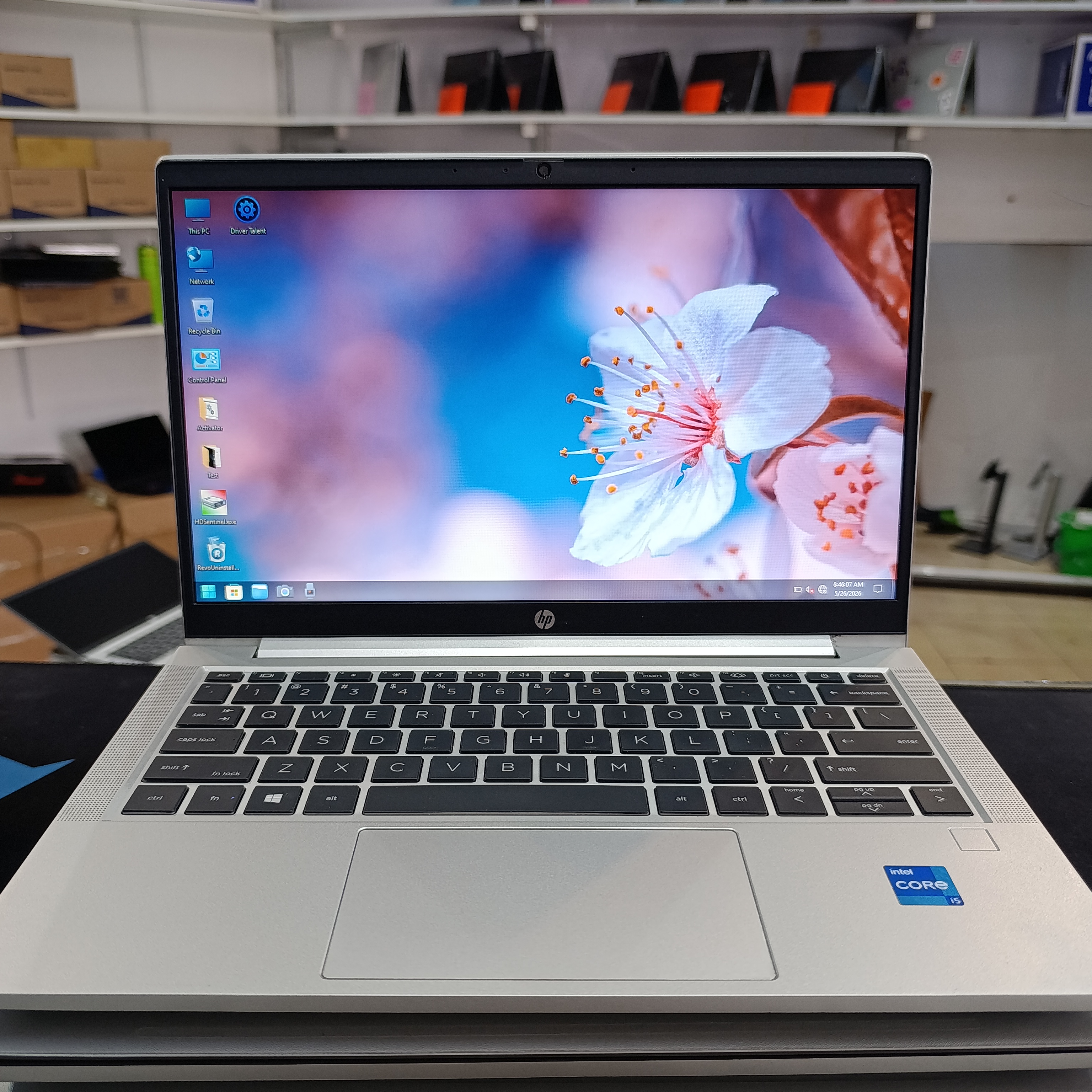 Super Deal … HP ProBook 430 G8 🔥. Intel Core i5-1165G7 11th Generation. 8GB Ram 256GB SSD Storage. 2.8 GHz ( 8 CPUs ) Intel Iris Xe Graphics. Fingerprint 🫆 Sensor 13" inch FREE WIRELESS MOUSE