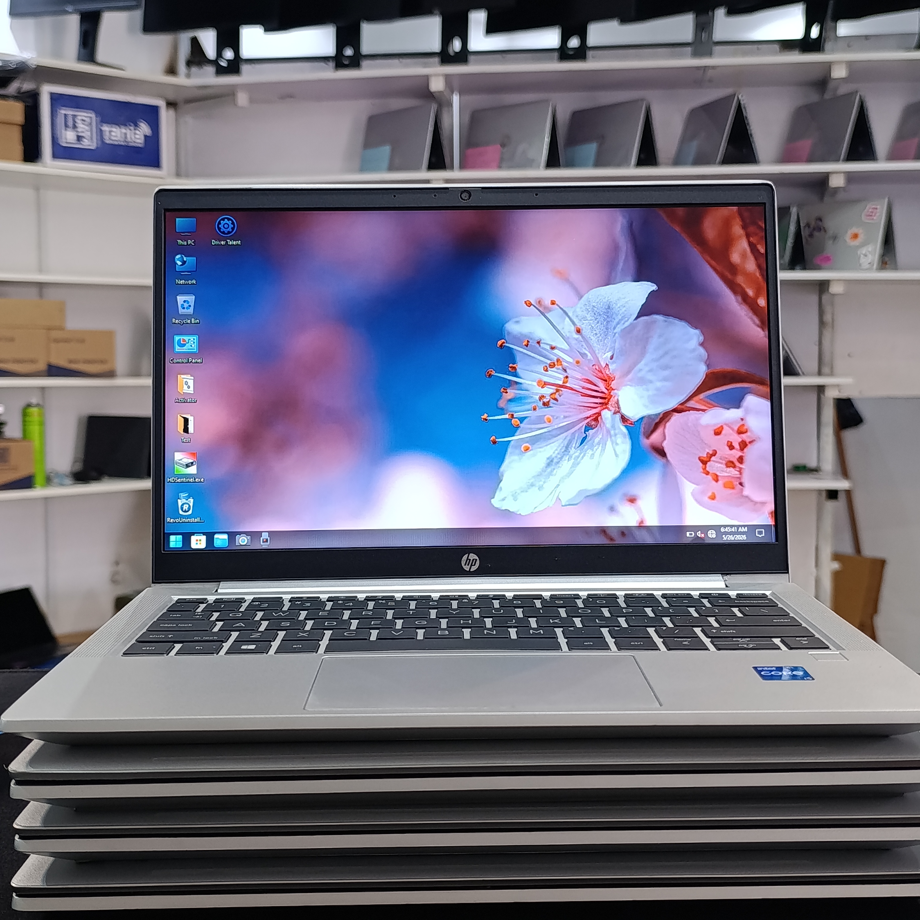 Super Deal … HP ProBook 430 G8 🔥. Intel Core i5-1165G7 11th Generation. 8GB Ram 256GB SSD Storage. 2.8 GHz ( 8 CPUs ) Intel Iris Xe Graphics. Fingerprint 🫆 Sensor 13" inch FREE WIRELESS MOUSE