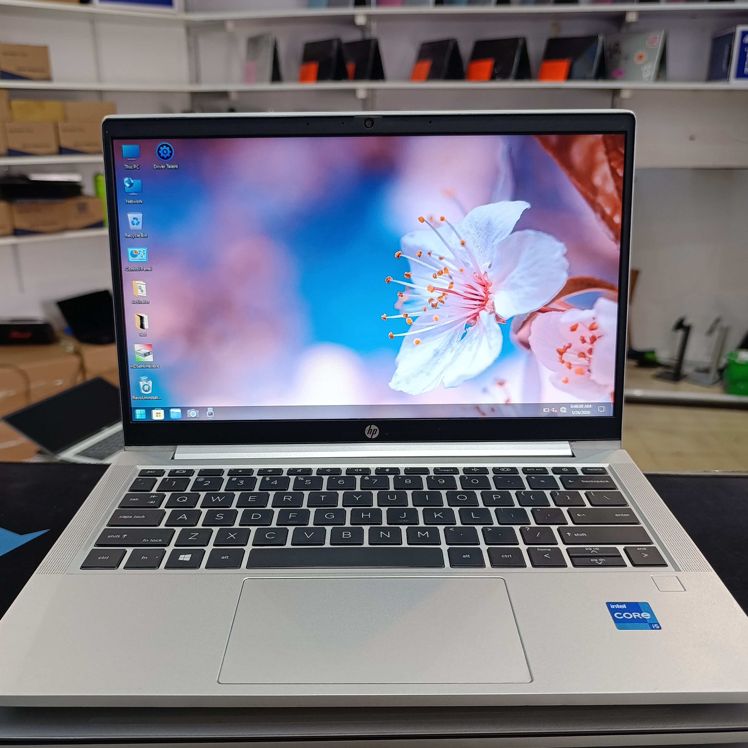 Super Deal … HP ProBook 430 G8 🔥. Intel Core i5-1165G7 11th Generation. 8GB Ram 256GB SSD Storage. 2.8 GHz ( 8 CPUs ) Intel Iris Xe Graphics. Fingerprint 🫆 Sensor 13" inch FREE WIRELESS MOUSE