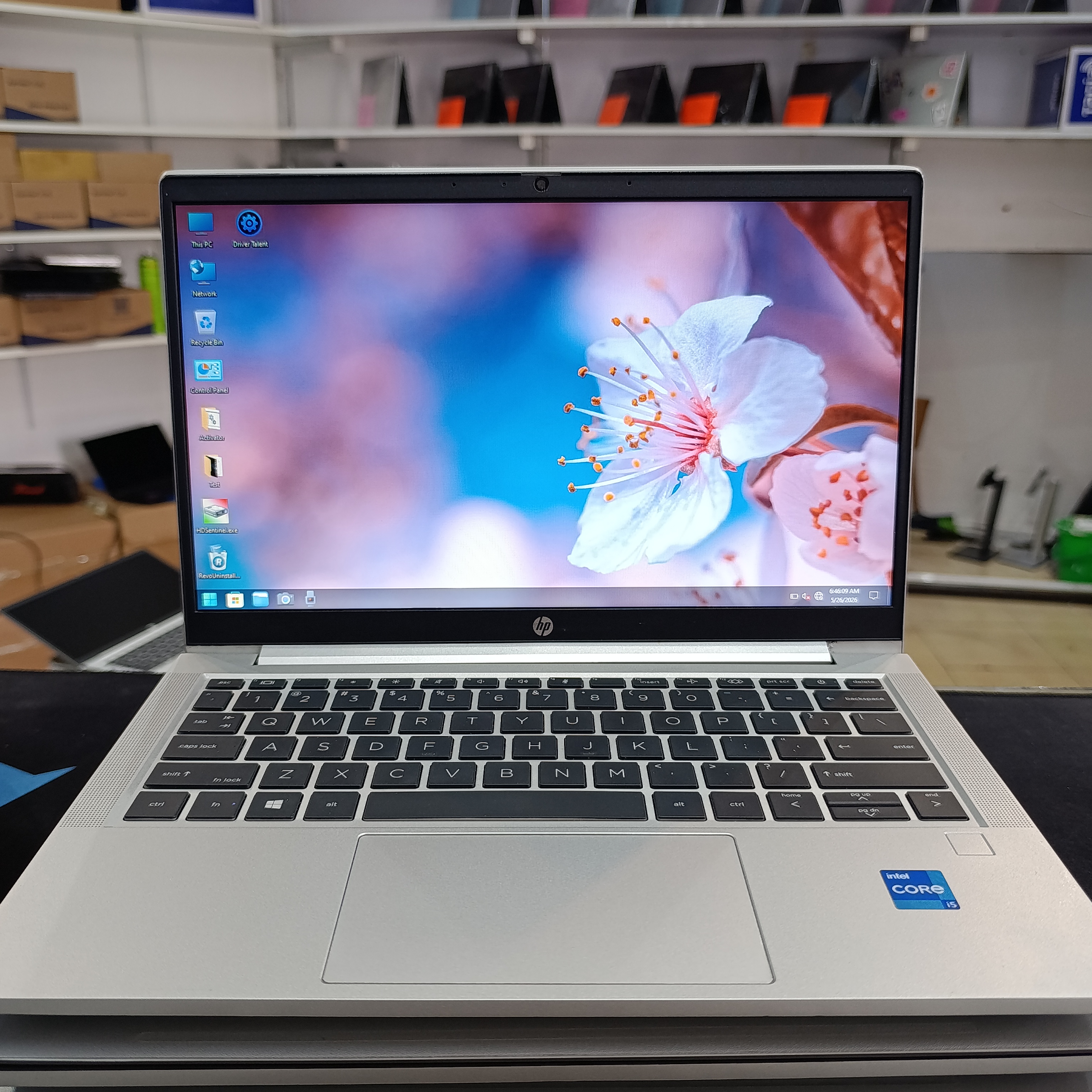 Super Deal … HP ProBook 430 G8 🔥. Intel Core i5-1165G7 11th Generation. 8GB Ram 256GB SSD Storage. 2.8 GHz ( 8 CPUs ) Intel Iris Xe Graphics. Fingerprint 🫆 Sensor 13" inch FREE WIRELESS MOUSE