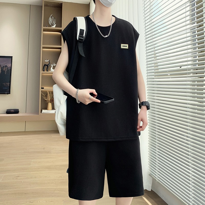 High-end Summer Trendy Two-Piece Casual Set for Men Quick Dry Sleeveless Sports Tank Top With Five-Point Shorts Loose Fit Breathable Tracksuit Fashion Casual Sports Outfit for Boys and Young Men
