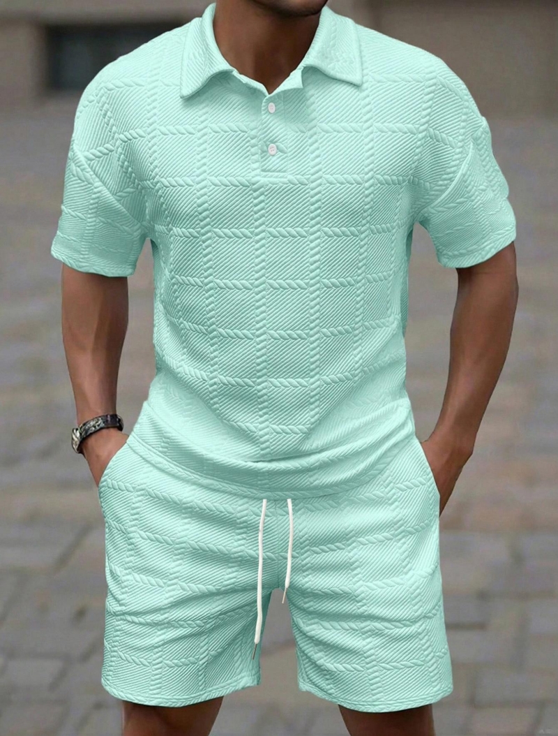 High-end Fashion School students Casual Men Short Sleeve Two-Piece Set Twisted Plaid Jacquard Texture Lapel Button Down Shirt Classic Solid Color Stylish Sports Casual Tracksuit for Daily Outdoor Wear
