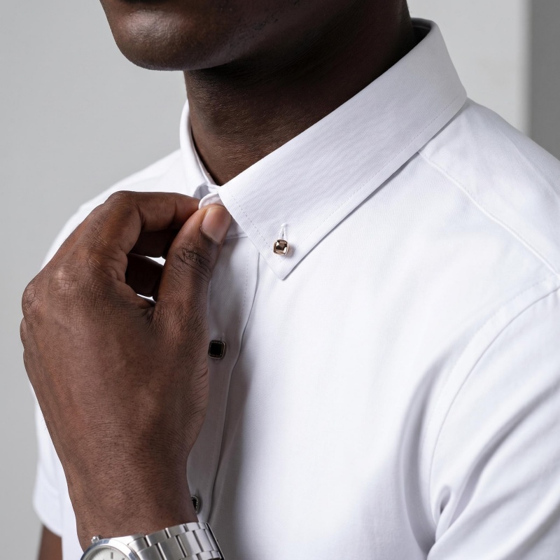 Hot Sale High Quality African Popular Men's Summer Short Sleeve White Dress Shirt Slim Fit Professional Work Uniform Business Casual Formal Wear for Young White Collar Office Men